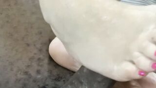 Sole Mates Grandma Lacey Starrs Expert Foot Job