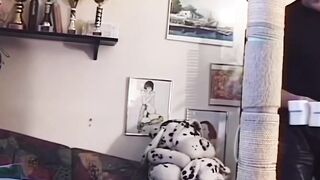 Pizza delivery bro joins bdsm woman