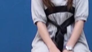 Beautiful Japanese babe fills bowl with her hot yellow piss