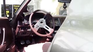 Handsome babe sells her junk car by banging in pawnshop