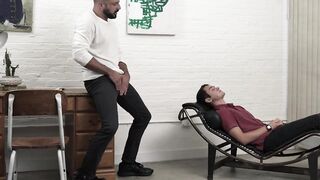 Relaxing headshrink session and sex