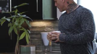 Blonde bombshell gets her pink cunt filled with Derrick Pierces man juice