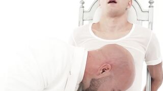 Sexy Apprentice White creamed in barebacking sex with Master
