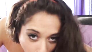 Nice daughter with cute hair and bubble butt seduces stepdad