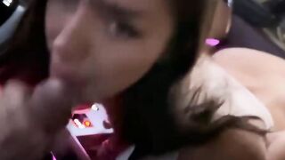 Delivery Boy Caught by two Hot Girls vol2