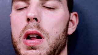 NextDoorXXX.com - Inked handsome Carter Woods masturbates in an intimate interview