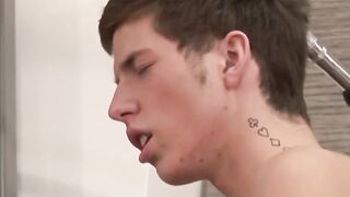 Sexy James Wilson cums on twinks face after bareback fucking