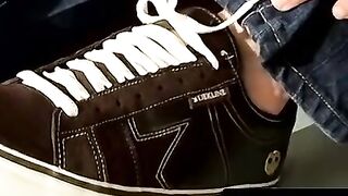 ToesXXX.com - Young foot lover Clyde's foot and cock play