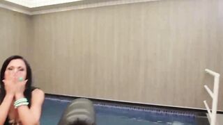 Big ass Latin shemale Bruna Butterfly gets pounded hard