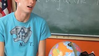 Twink Kalob Bridge sucks big dick Skyelr Bleu before fucking