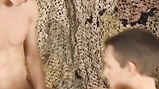 Tattooed handsome Jason Raze mutually jerks dick with twink