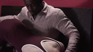 SayUncleNetwork.com - Black jock Tyjon strokes Dakota Lovell's cock while hammering h