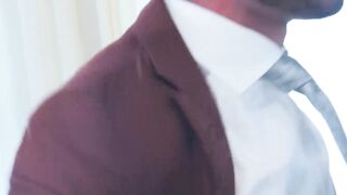 Classy bearded jock Andy Star deepthroats big throbbing cock