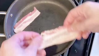 Blonde Johnny Ford burned my birthday bacon so I ate his fatty ass instead Hoe 2