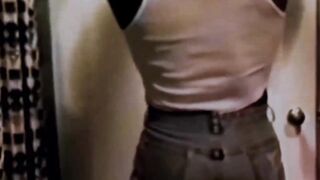 RetroDudes.com - Dwight Antoine sucks a big dick until it explodes with cum in his mo