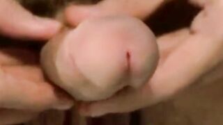 Fit guy Ethan Storm fucks his powerful hand til massive cum explodes