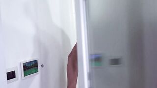 Petite Mona wants to be famous on TikTok