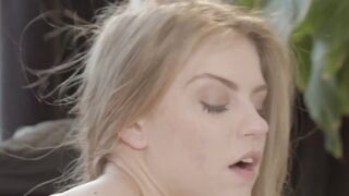 21 SEXTURY - Frozen Bro Gets Some Heat From A Goddess bimbos And Her Soak Snatch