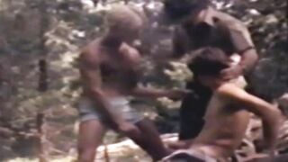 RetroDudes.com - Retro cock sucker blows friends and takes dick in his ass