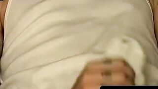 ToesXXX.com - Inked foot worshiper's double-handed cum blast