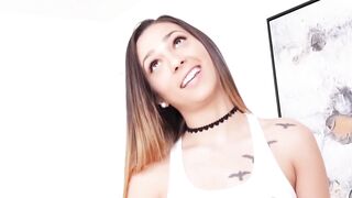 Stepdad gets nice suction and bangs daughter from behind
