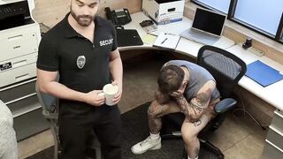 Perp Keith Foxxx devours the muscled officer and his hairy stepdads huge dicks Hoe 2