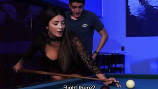 THE HOTTIE IS LEARNING HOW TO HANDLE THE POOL STICK . Salome Gil