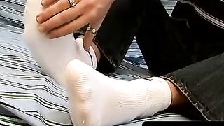 ToesXXX.com - Puppy's foot play and cumshot with a twist