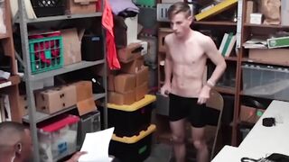 BoyPunish.com - Twinky perpetrator's explosive cumshot while being barebacked by a BB
