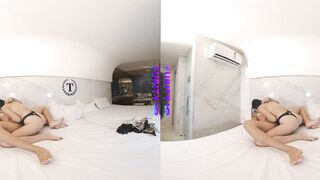 PURITYVR Horny lesbians Kelly and Luana