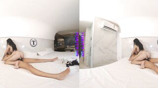 PURITYVR Horny lesbians Kelly and Luana