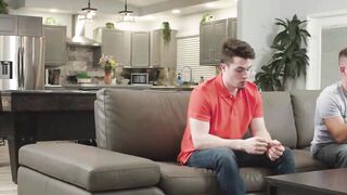 If Harper Red wants to keep fucking Willow Ryders stepbro she needs to do the same