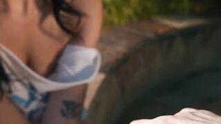 ADULT TIME - Lesbo cougar Jessica Ryan SQUIRTS ALL OVER Babe Age Gap Gf Chloe Surreal!
