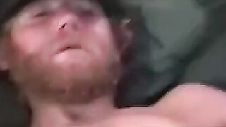 MenWorkinXXX.com - Dirty old bum Lee Bond masturbates for cash on a bed