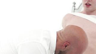 Apprentice Tate creamed in barebacking sex with Master Snow