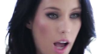 Sexy babe with natural tits has break up sex with her lover