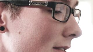 Tattooed Damien Michaels bursts his drippy cum on Jackson Coopers face Hoe 2