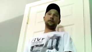 JoeSchmoeXXX.com - Billy Bob wanks his cock before spraying out a cumload