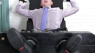 MaleFeetXXX.com - Businessman's tickling machine adventure