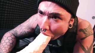 KawasakiYoshi.com - Yoshi Kawasaki alone with a fuck machine satisfying his insatiabl