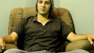 JoeSchmoeXXX.com - The dude is about to earn some money by jacking it off