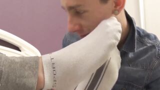 GuysToeSucking.com - Twink chokes on toes and chokes on dick right before passionate
