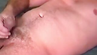 MenWorkinXXX.com - Tattooed butt muncher strokes his stiff pecker with joy