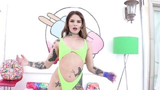 TRUE ANAL An ass stretching for Vanessa Vega