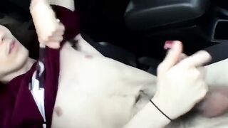 Str8Thugs.com - Horny skater dude Sean Johansen's car-bound cock stroking adventure