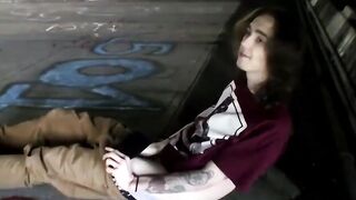 Str8Thugs.com - Horny skater dude Sean Johansen's car-bound cock stroking adventure