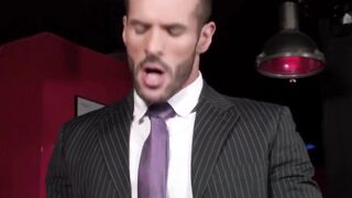 Horny executive hunk Denis Vega drills bartender after work Hoe 2
