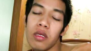 Too Hot to Handle The Ultimate Twink Blowjob
