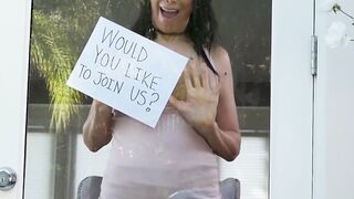 Lucky dude is caught in the middle with Ella Knox and Makayla Cox Hoe 2