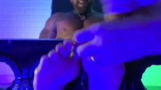 MaleFeetXXX.com - Muscular Gunnar laughs and squirms in a hairy guy's persistent tick
